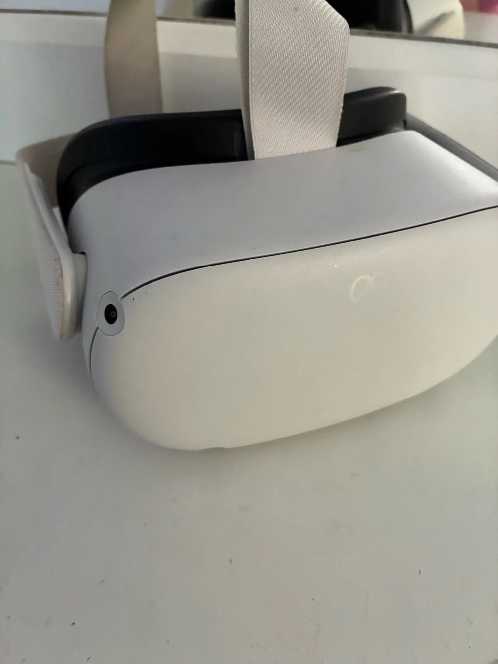 Standalone VR Headset - White Comfort Fit